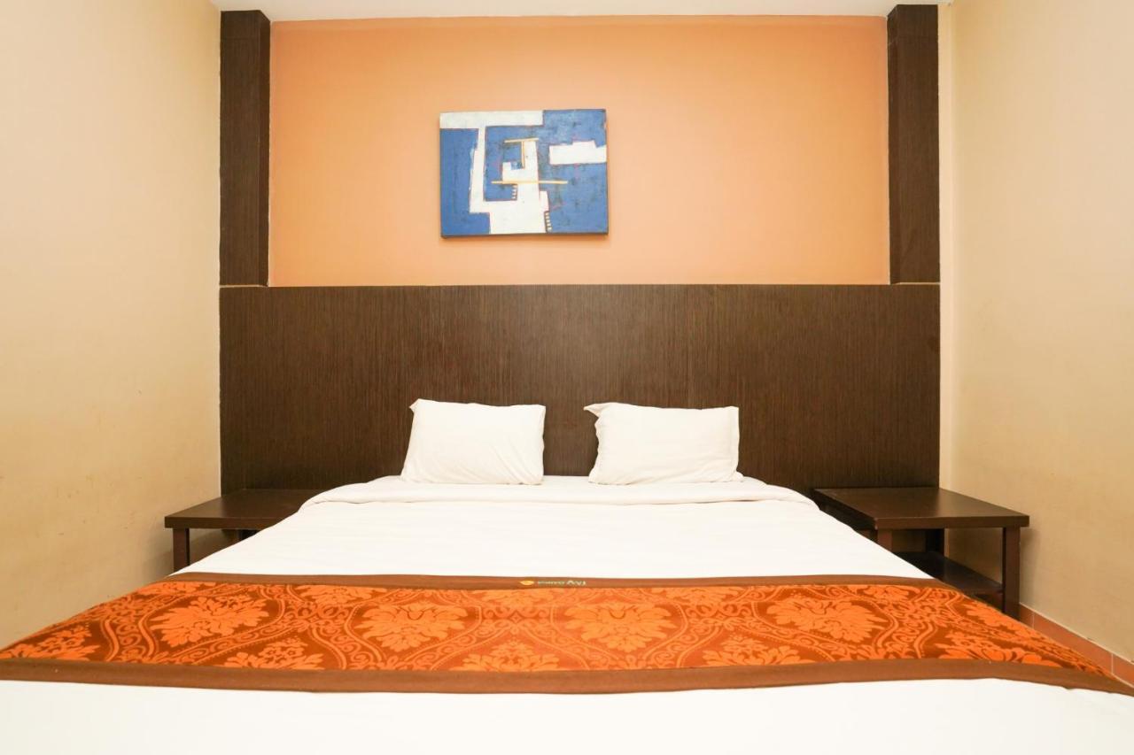 Avi Hotel Surabaya Ngoại thất bức ảnh