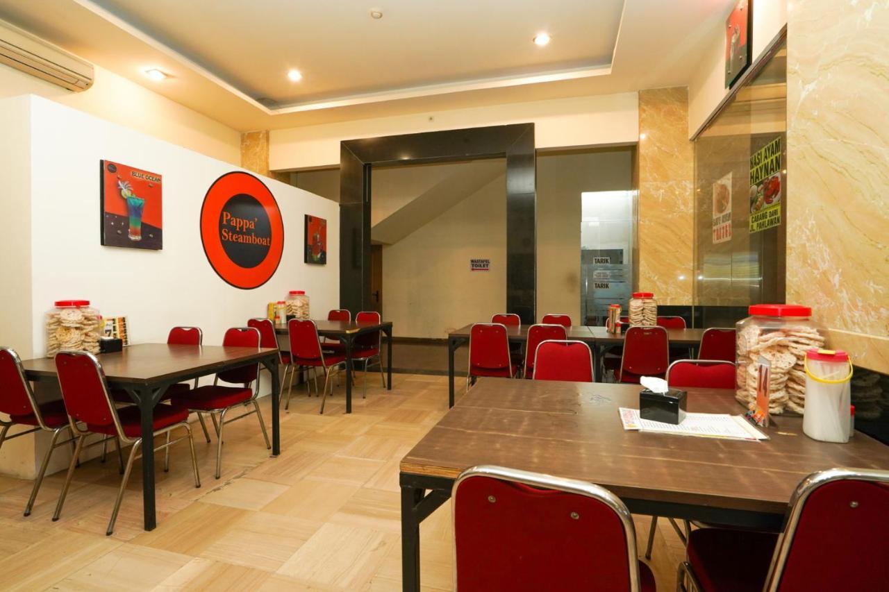 Avi Hotel Surabaya Ngoại thất bức ảnh