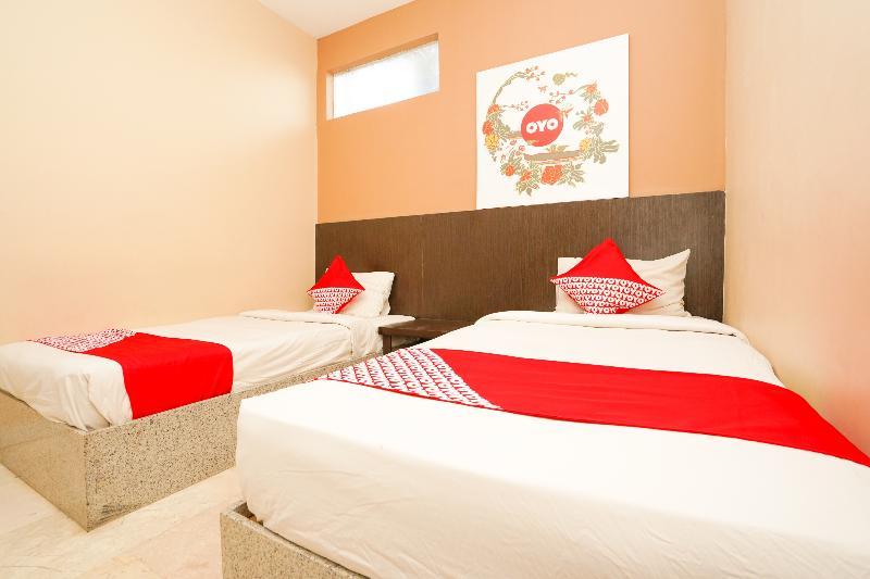 Avi Hotel Surabaya Ngoại thất bức ảnh